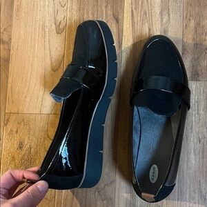 Dr. Scholl's Glossy Black Flats